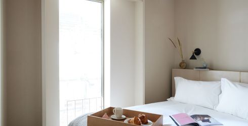 hotel room image