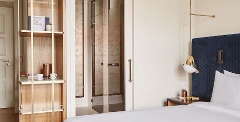 hotel room image