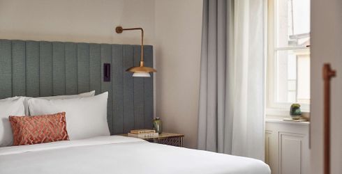 hotel room image