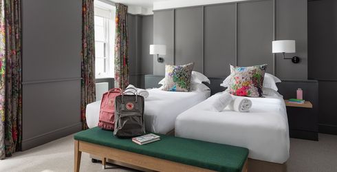 hotel room image