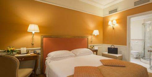 hotel room image