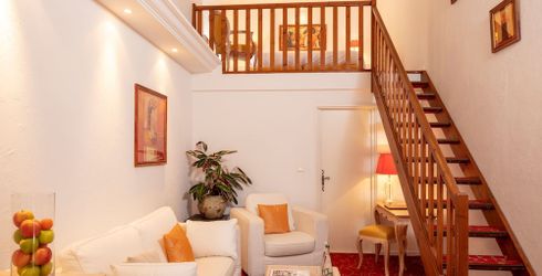 hotel room image