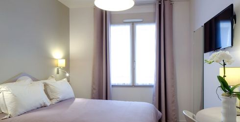 hotel room image