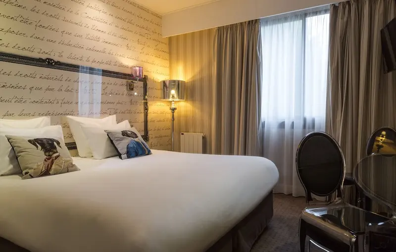 hotel image