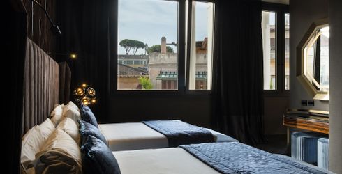hotel room image