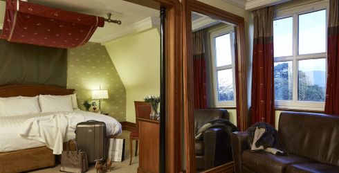hotel room image
