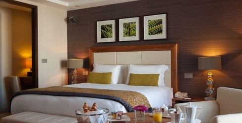 hotel room image