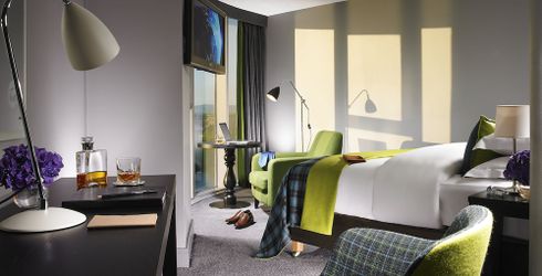 hotel room image