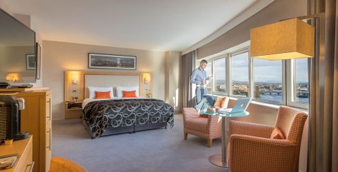 hotel room image