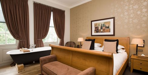 hotel room image