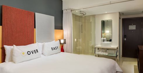 hotel room image