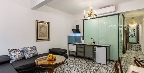 hotel room image