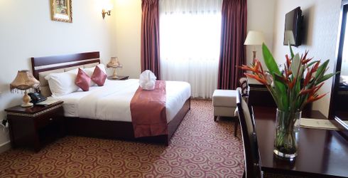 hotel room image