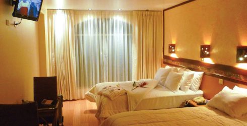 hotel room image