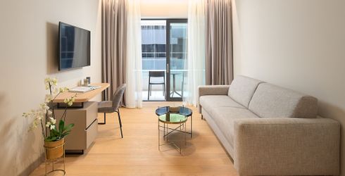 hotel room image