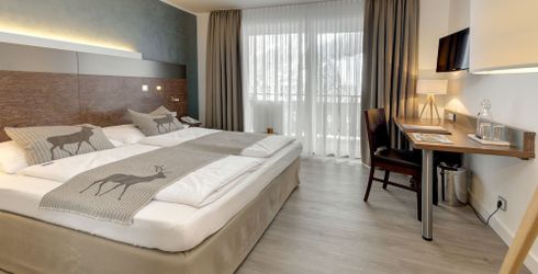 hotel room image