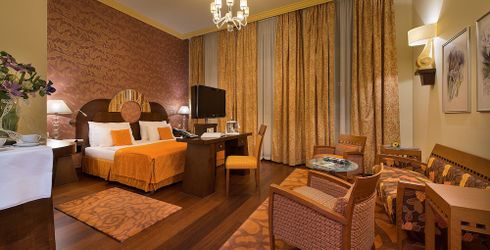 hotel room image