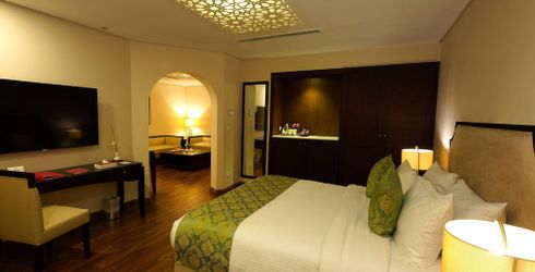 hotel room image