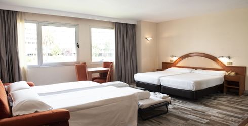 hotel room image