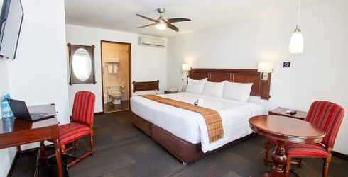 hotel room image
