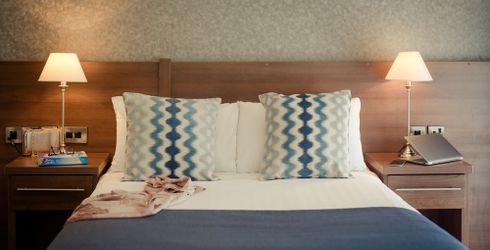 hotel room image