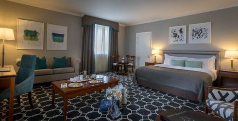 hotel room image
