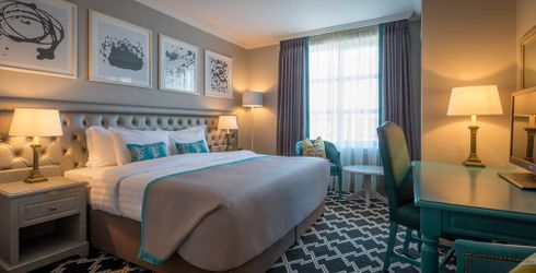 hotel room image