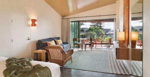 hotel room image