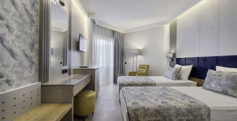 hotel room image