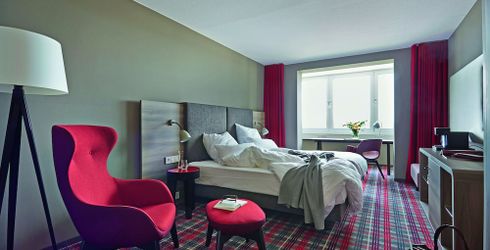 hotel room image