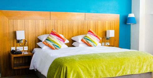 hotel room image