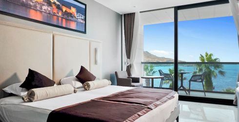 hotel room image