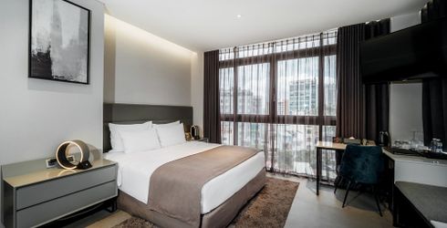 hotel room image
