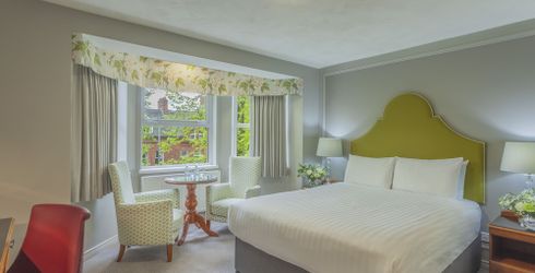 hotel room image
