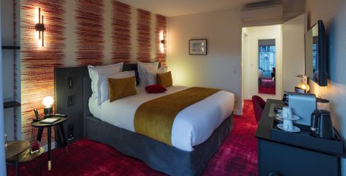 hotel room image