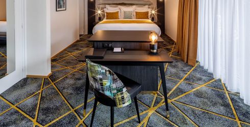 hotel room image