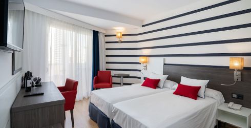 hotel room image