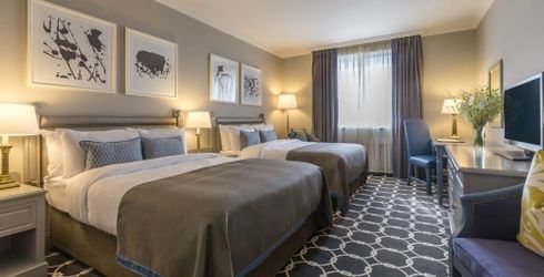 hotel room image