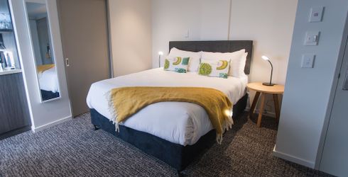 hotel room image