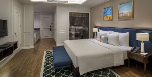 hotel room image