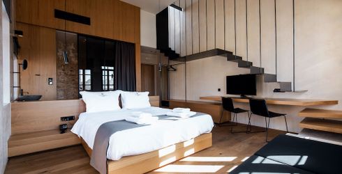 hotel room image