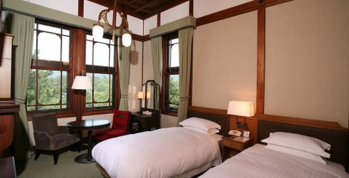 hotel room image