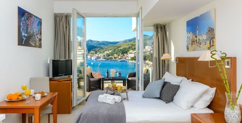 hotel room image