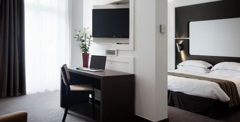 hotel room image