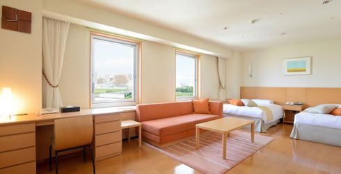 hotel room image