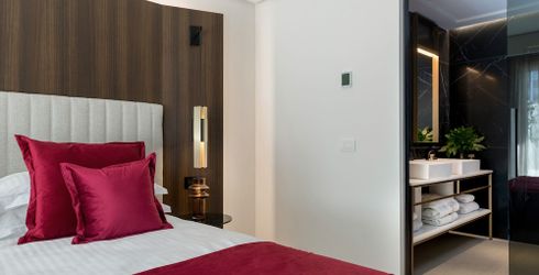 hotel room image