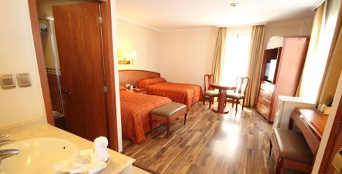 hotel room image