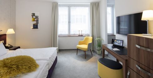 hotel room image