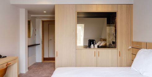 hotel room image