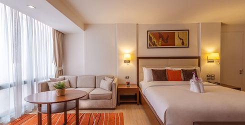 hotel room image